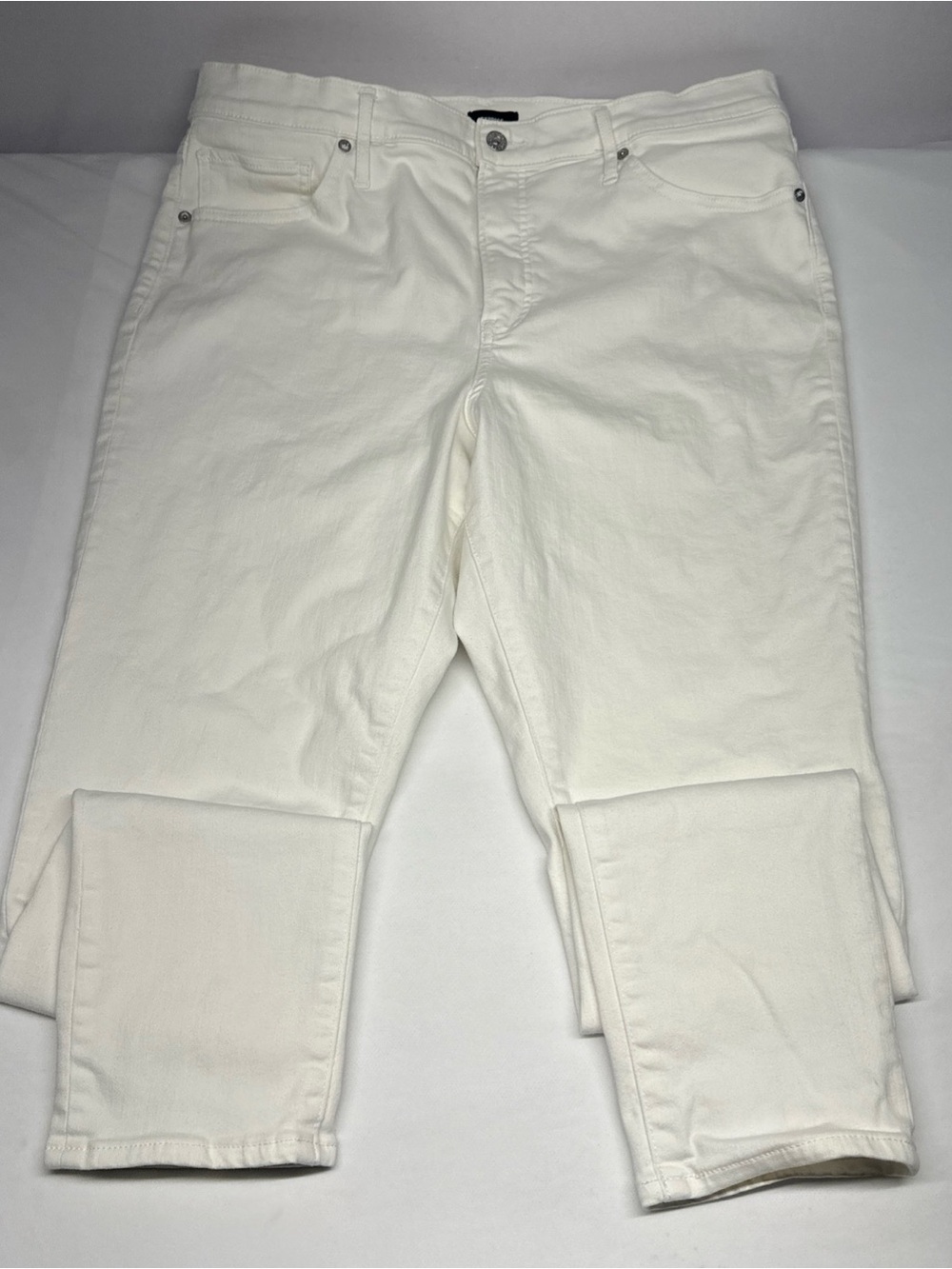 EXPRESS  womans white Skinny Jeans 16L